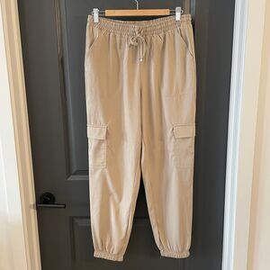 Max Studio Beige Cargo Joggers size L